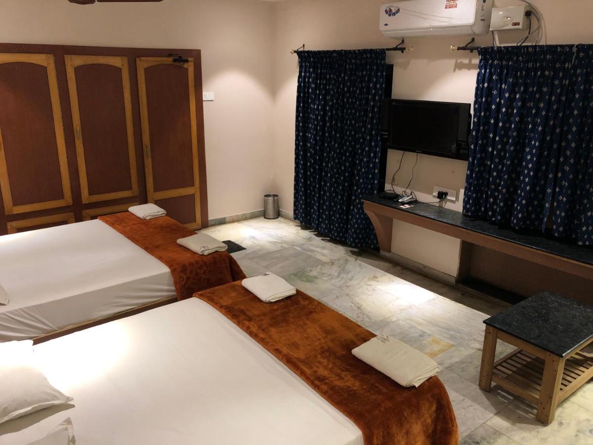 New Cape Hotel Kânyâkumârî Extérieur photo